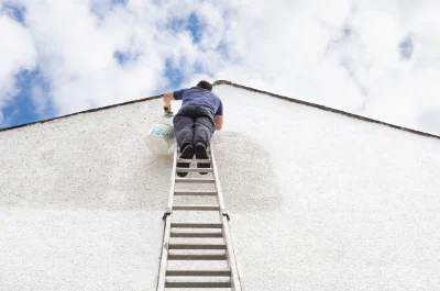 Peinture extérieure à Cabrières — façades et ravalement